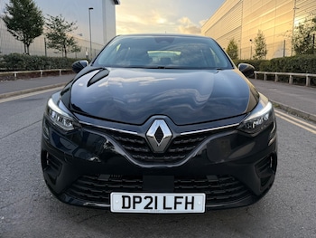 Used Renault Clio 2021 for sale - 76174366: Photo