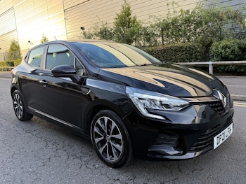 Used Renault Clio 2021 for sale - 76174366: Photo