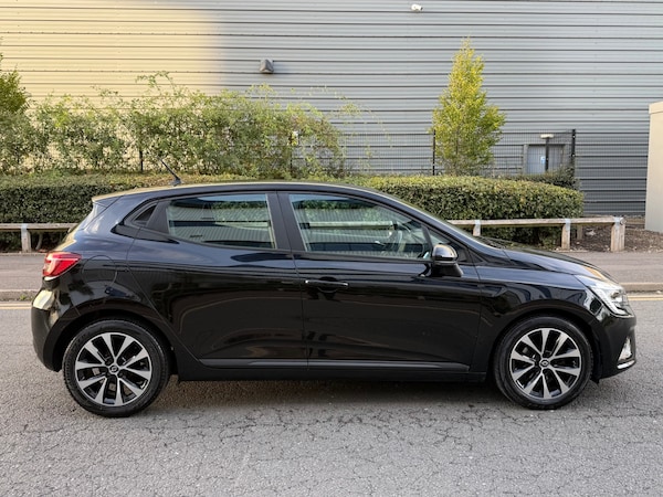 Used Renault Clio 2021 for sale - 76174366: Photo 7