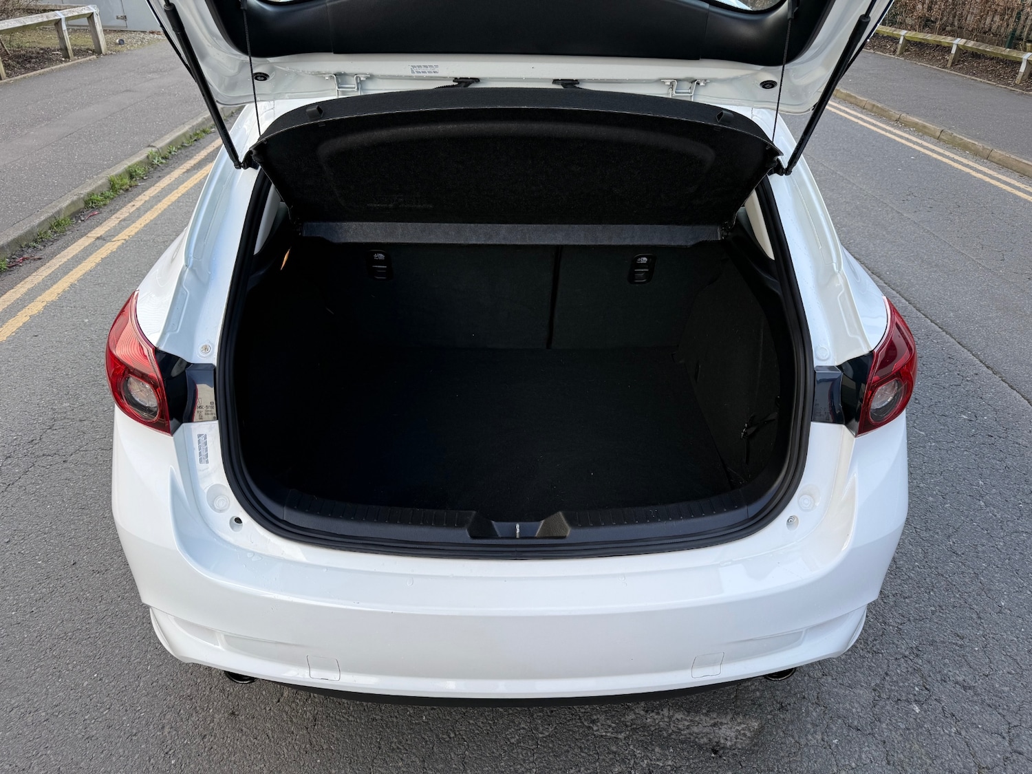 Used Mazda Mazda3 2017 for sale - 77766706: Photo 10