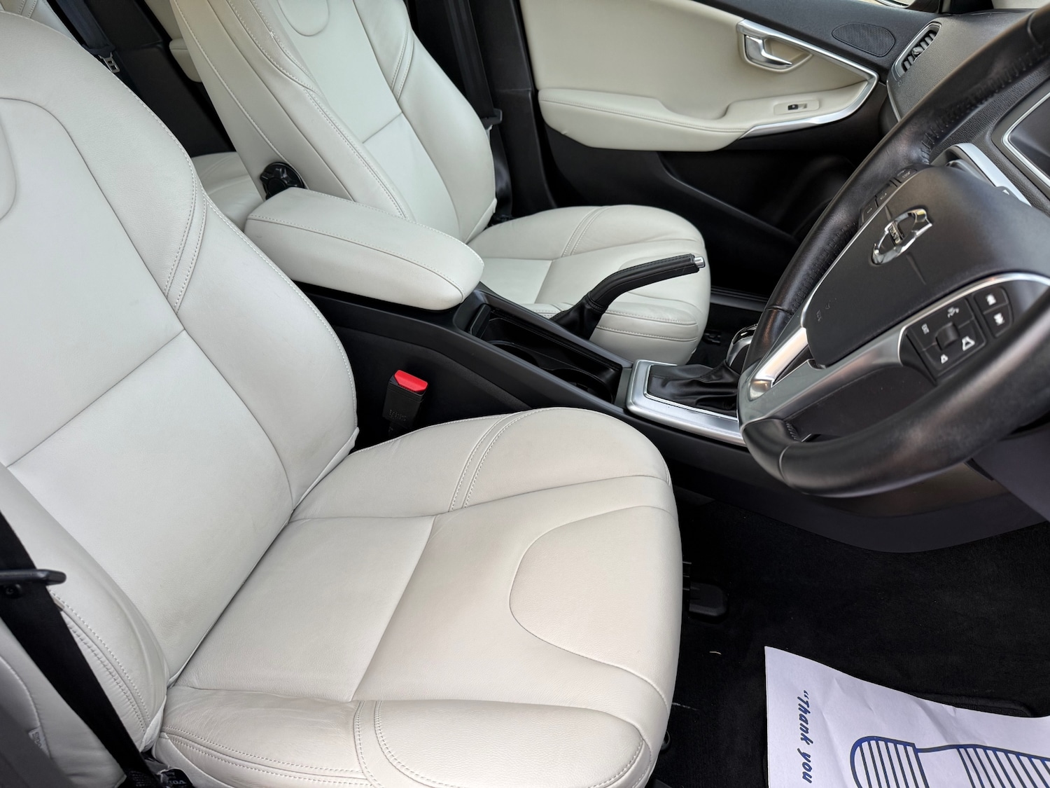 Used Volvo V40 2018 for sale - 76942305: Photo 11