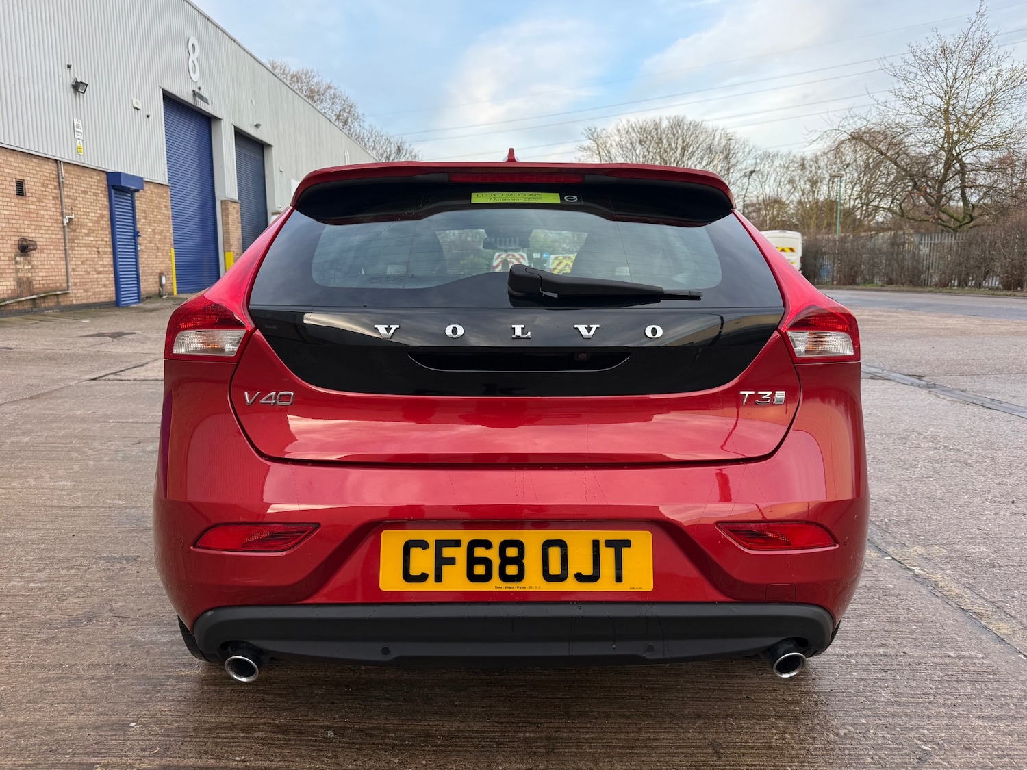 Used Volvo V40 2018 for sale - 76942305: Photo 5