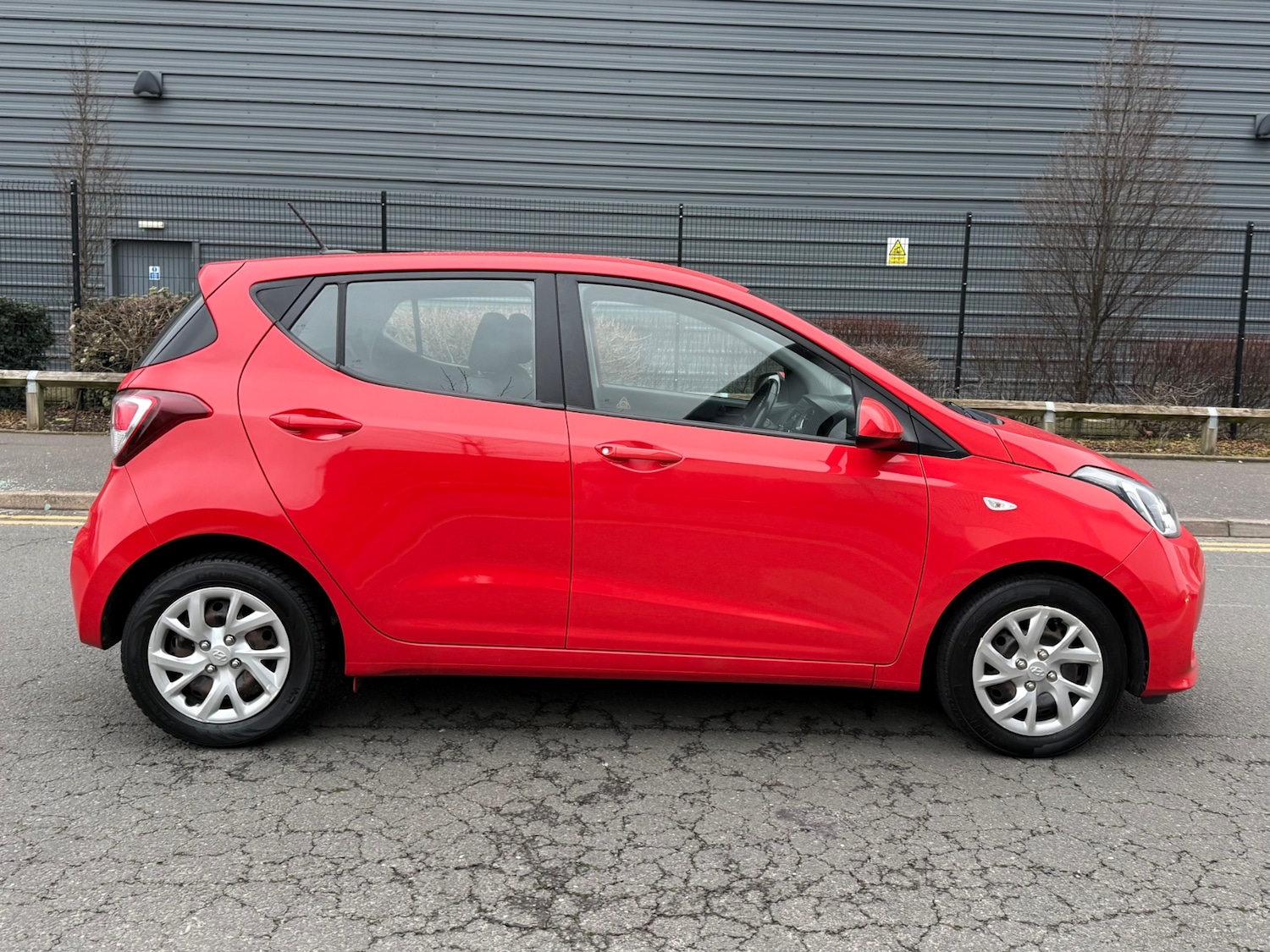 Used Hyundai i10 2019 for sale - 77049650: Photo 6