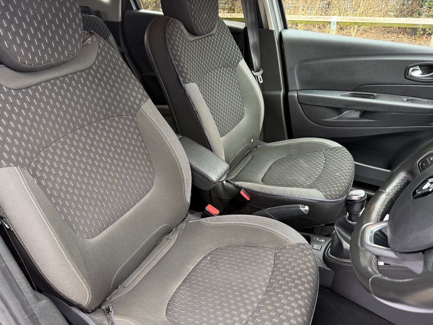 Used Renault Captur 2017 for sale - 77798706: Photo 13