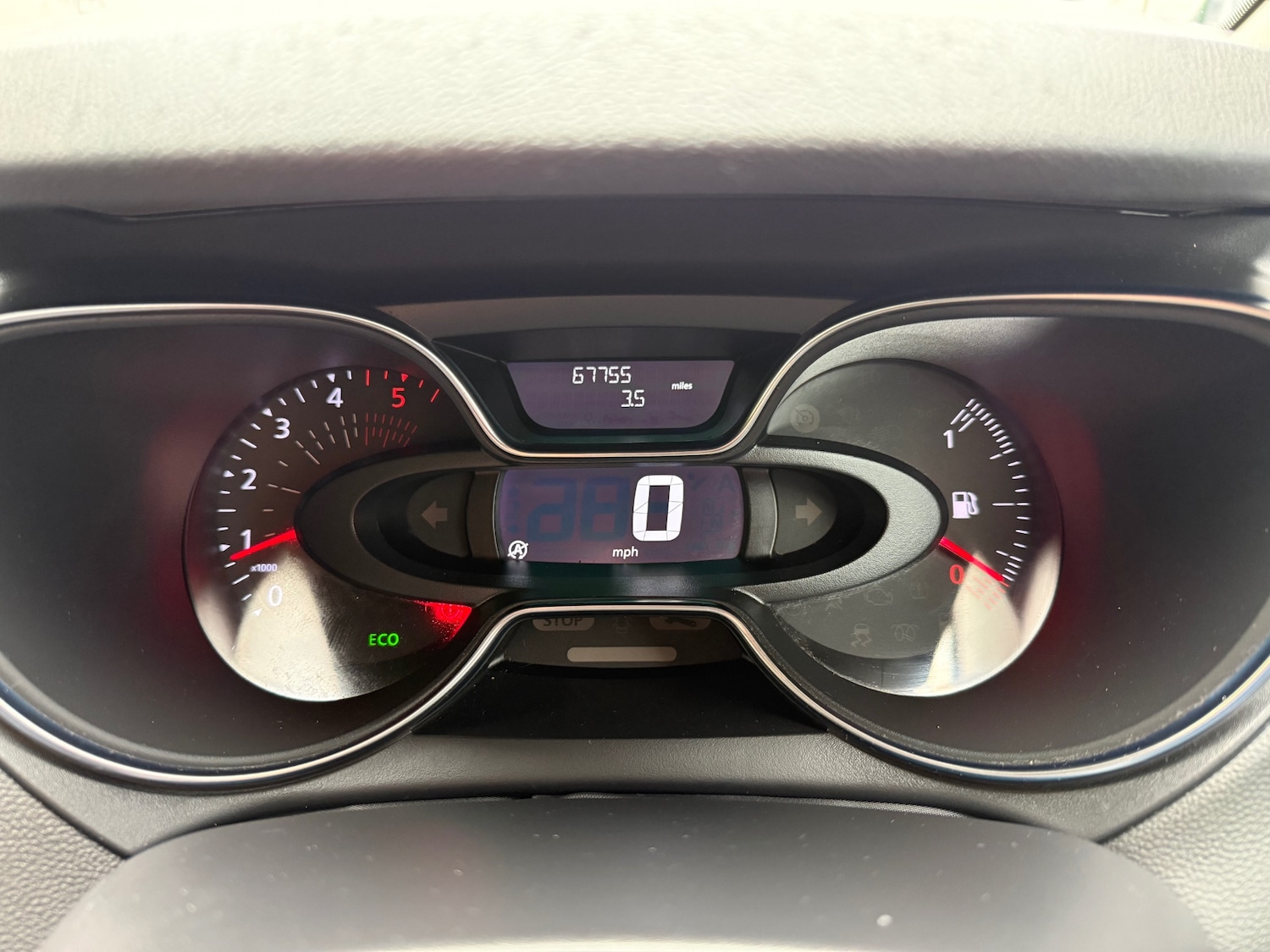 Used Renault Captur 2017 for sale - 77798706: Photo 17