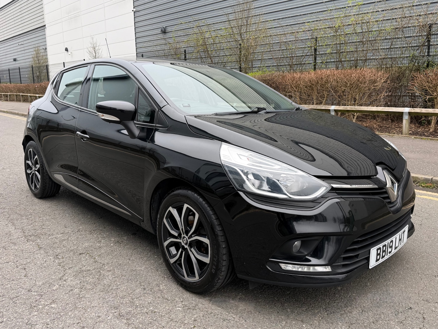 Used Renault Clio 2019 for sale - 77806955: Photo 4