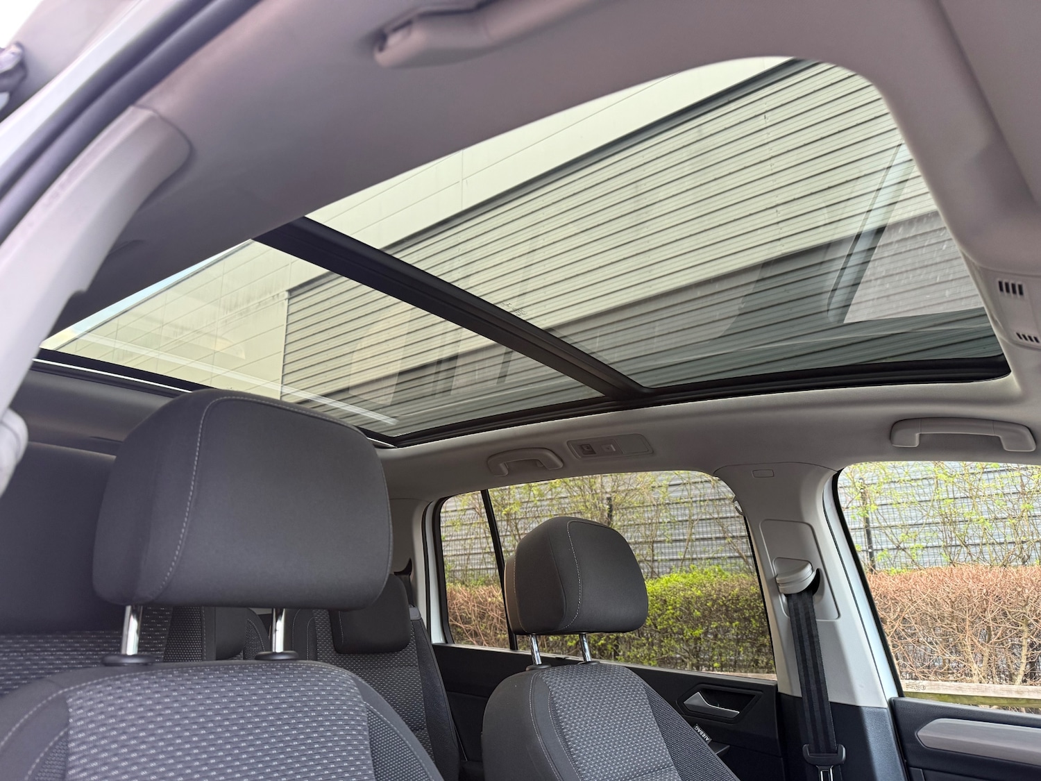 Used Volkswagen Touran 2020 for sale - 77891771: Photo 11