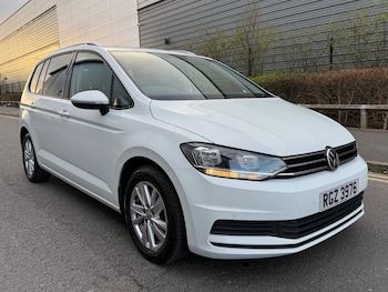 Used Volkswagen Touran 2020 for sale - 77891771: Photo