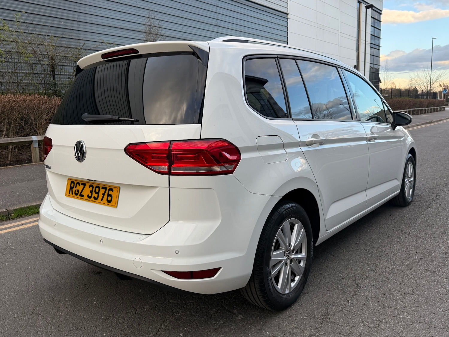 Used Volkswagen Touran 2020 for sale - 77891771: Photo 6