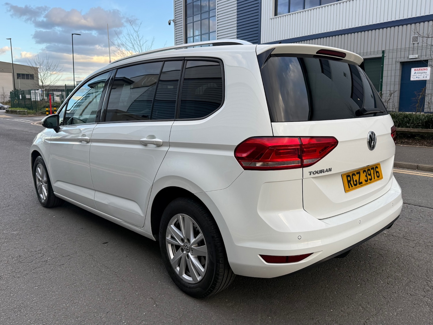 Used Volkswagen Touran 2020 for sale - 77891771: Photo 8