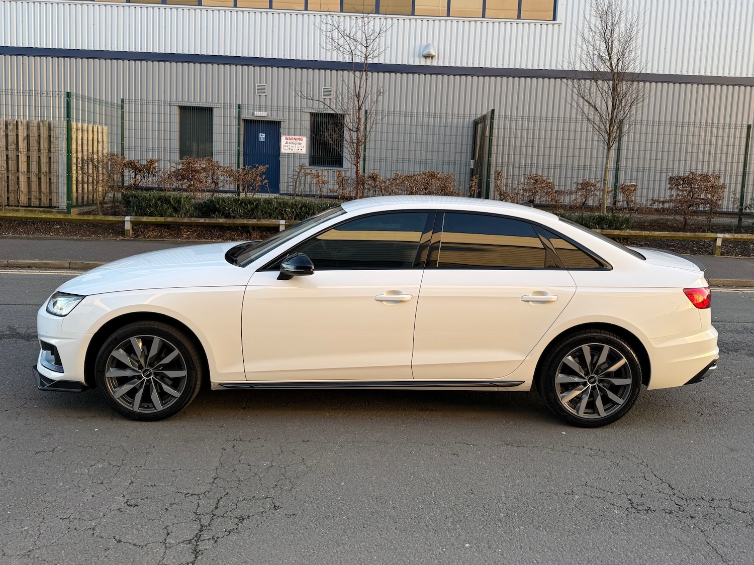 Used Audi A4 2022 for sale - 77990520: Photo 4