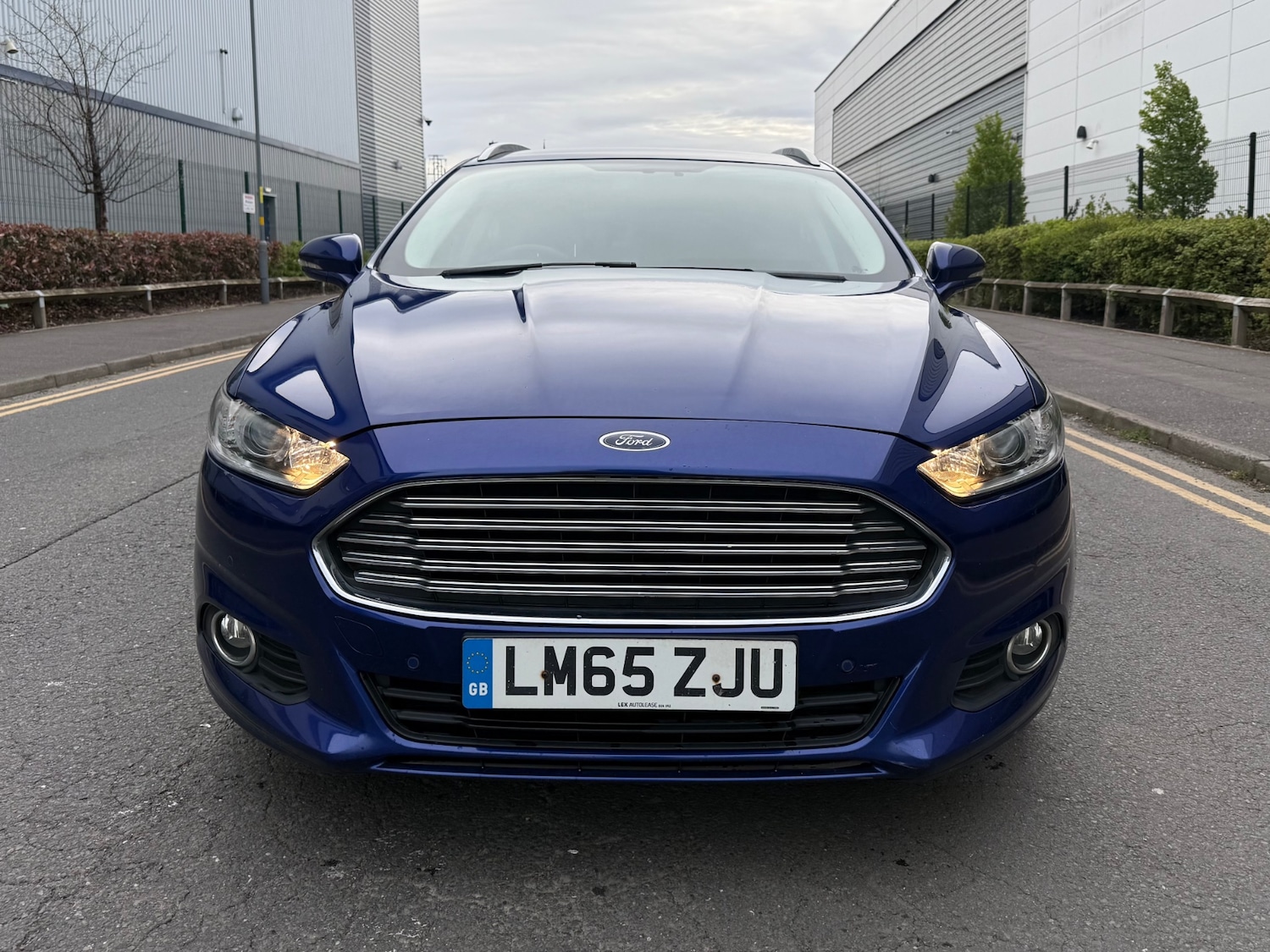 Used Ford Mondeo 2015 for sale - 78212241: Photo 2