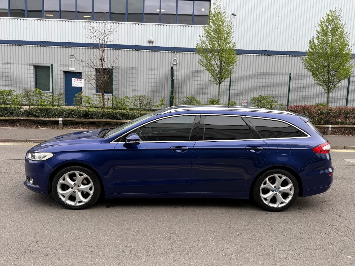 Used Ford Mondeo 2015 for sale - 78212241: Photo 4