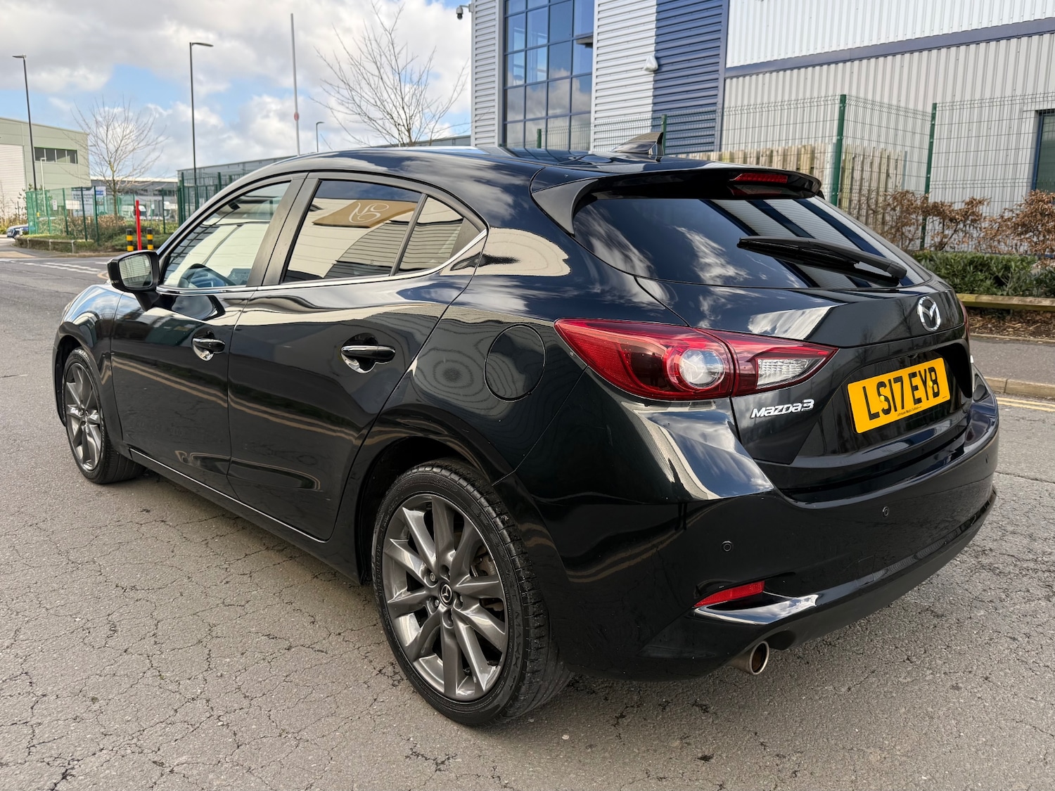 Used Mazda Mazda3 2017 for sale - 77645673: Photo 7