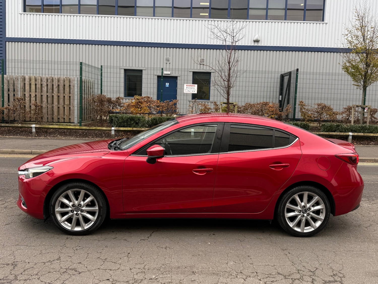 Used Mazda Mazda3 2016 for sale - 76712348: Photo 5