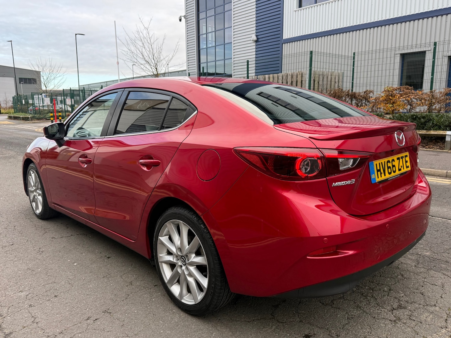 Used Mazda Mazda3 2016 for sale - 76712348: Photo 6