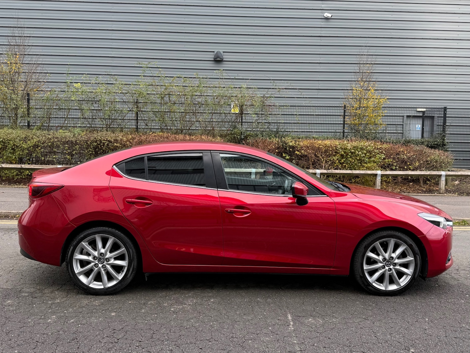 Used Mazda Mazda3 2016 for sale - 76712348: Photo 9
