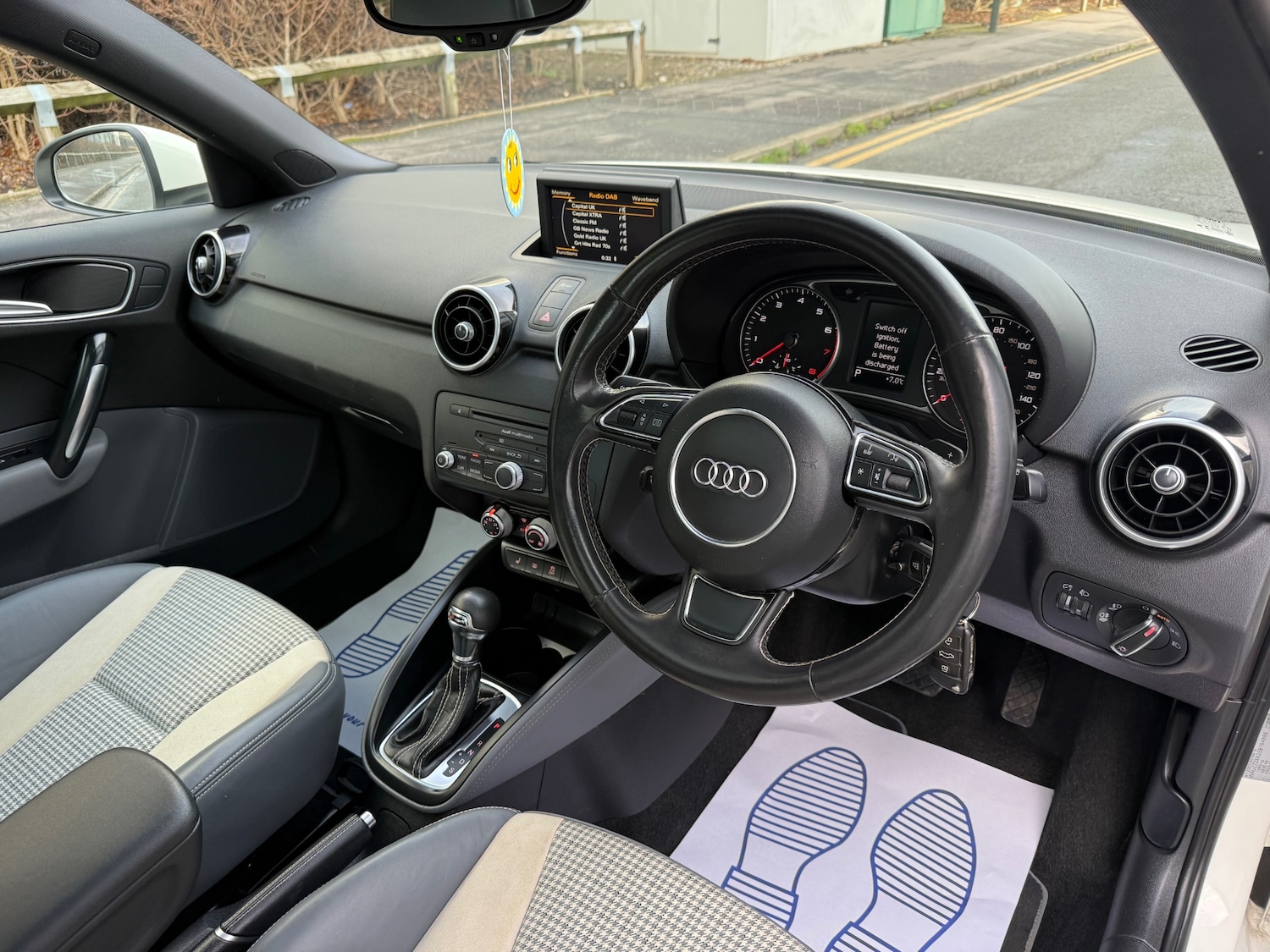 Used Audi A1 2014 for sale - 76963734: Photo 11