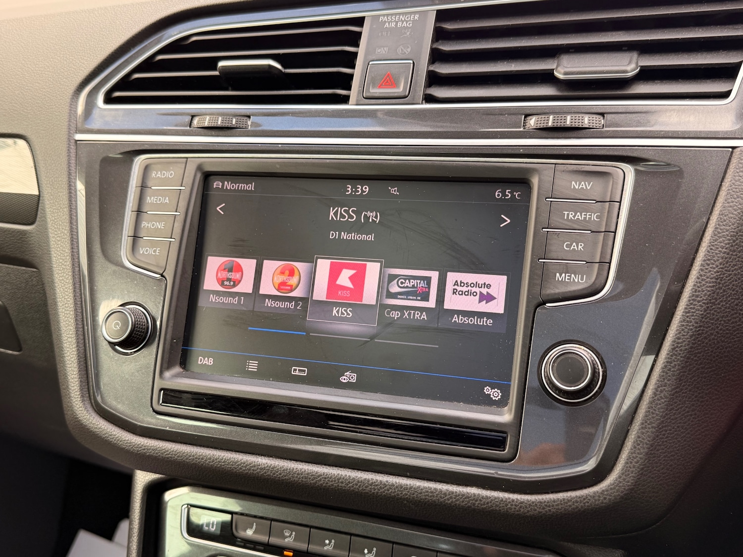 Used Volkswagen Tiguan 2017 for sale - 78057228: Photo 24