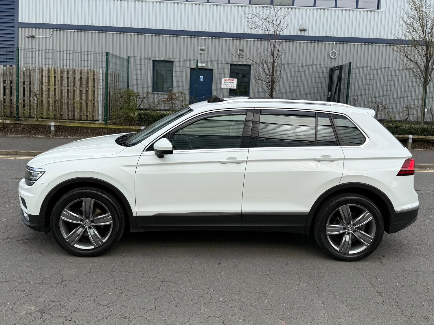 Used Volkswagen Tiguan 2017 for sale - 78057228: Photo 5