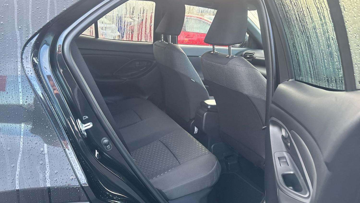 Used Toyota Yaris Cross 2025 for sale - 77213323: Photo 12