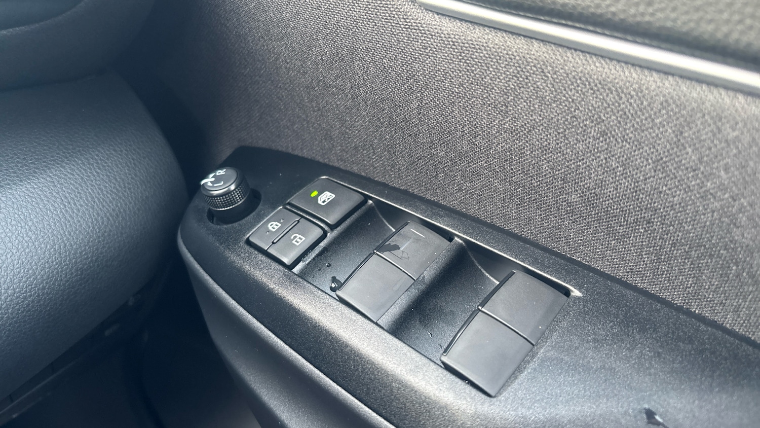 Used Toyota Yaris Cross 2025 for sale - 77213323: Photo 24