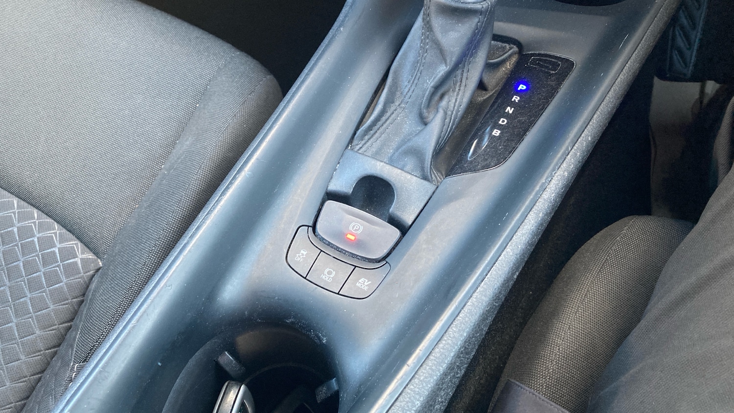 Used Toyota C-HR 2022 for sale - 78094952: Photo 25