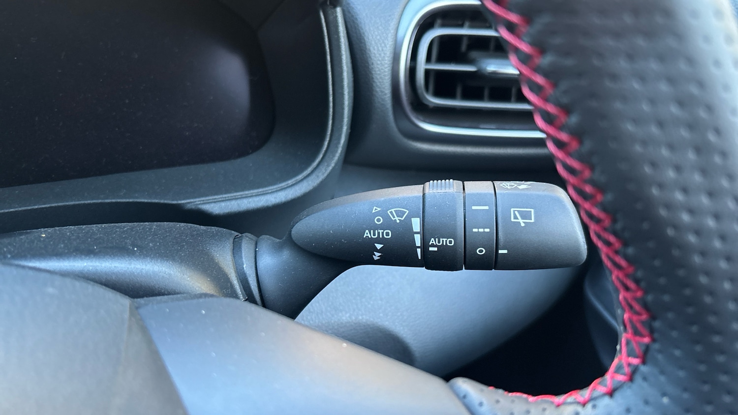 Used Toyota Yaris Cross 2025 for sale - 77136869: Photo 28