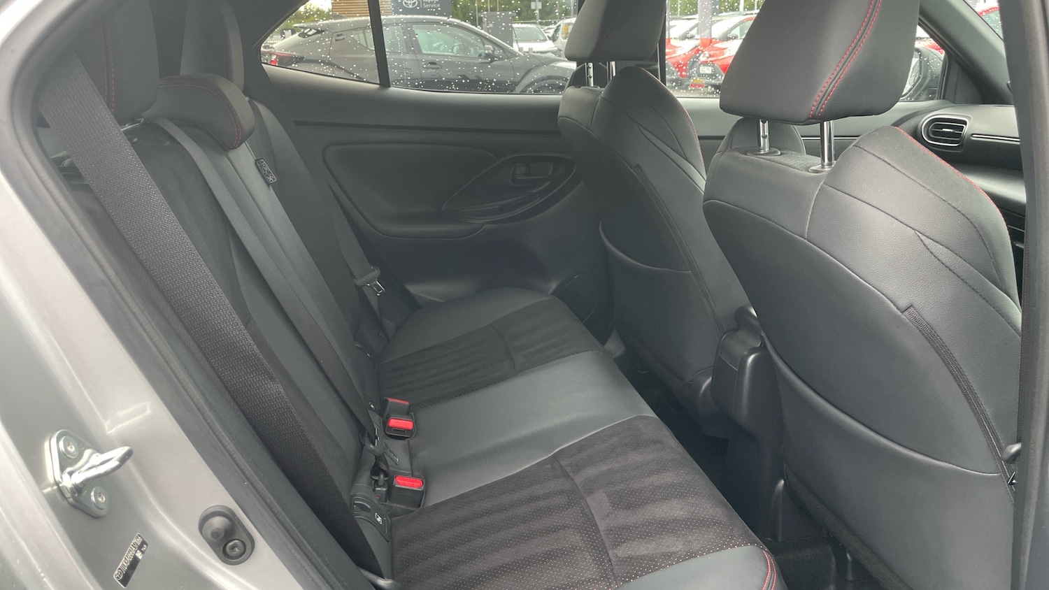 Used Toyota Yaris Cross 2024 for sale - 76120124: Photo 12