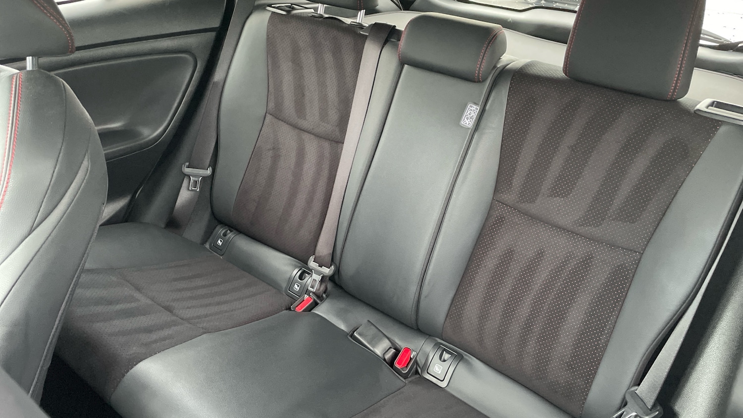 Used Toyota Yaris Cross 2024 for sale - 76120124: Photo 23