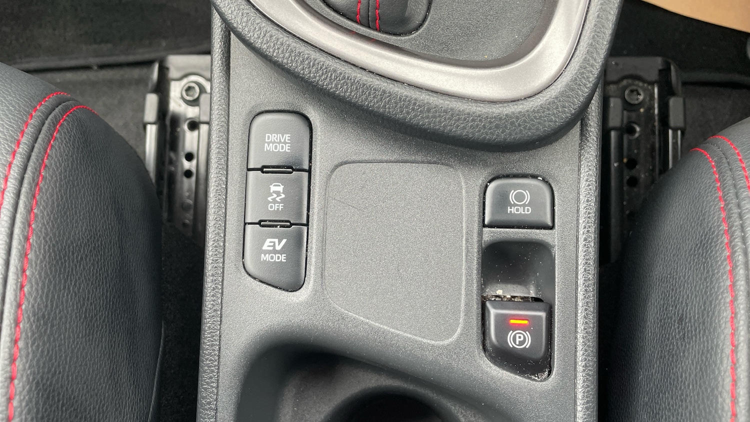 Used Toyota Yaris Cross 2024 for sale - 76120124: Photo 36
