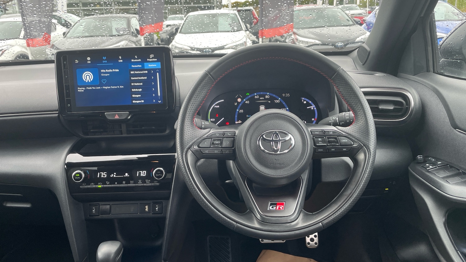 Used Toyota Yaris Cross 2024 for sale - 76120124: Photo 6