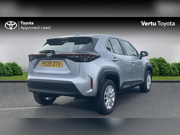 Used Toyota Yaris Cross 2025 for sale - 78190912: Photo