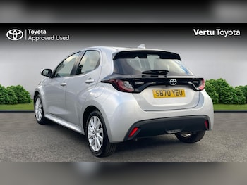 Used Toyota Yaris 2021 for sale - 77340284: Photo
