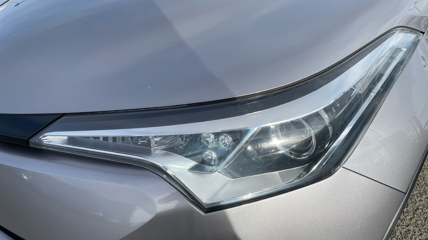 Used Toyota C-HR 2017 for sale - 76352039: Photo 20