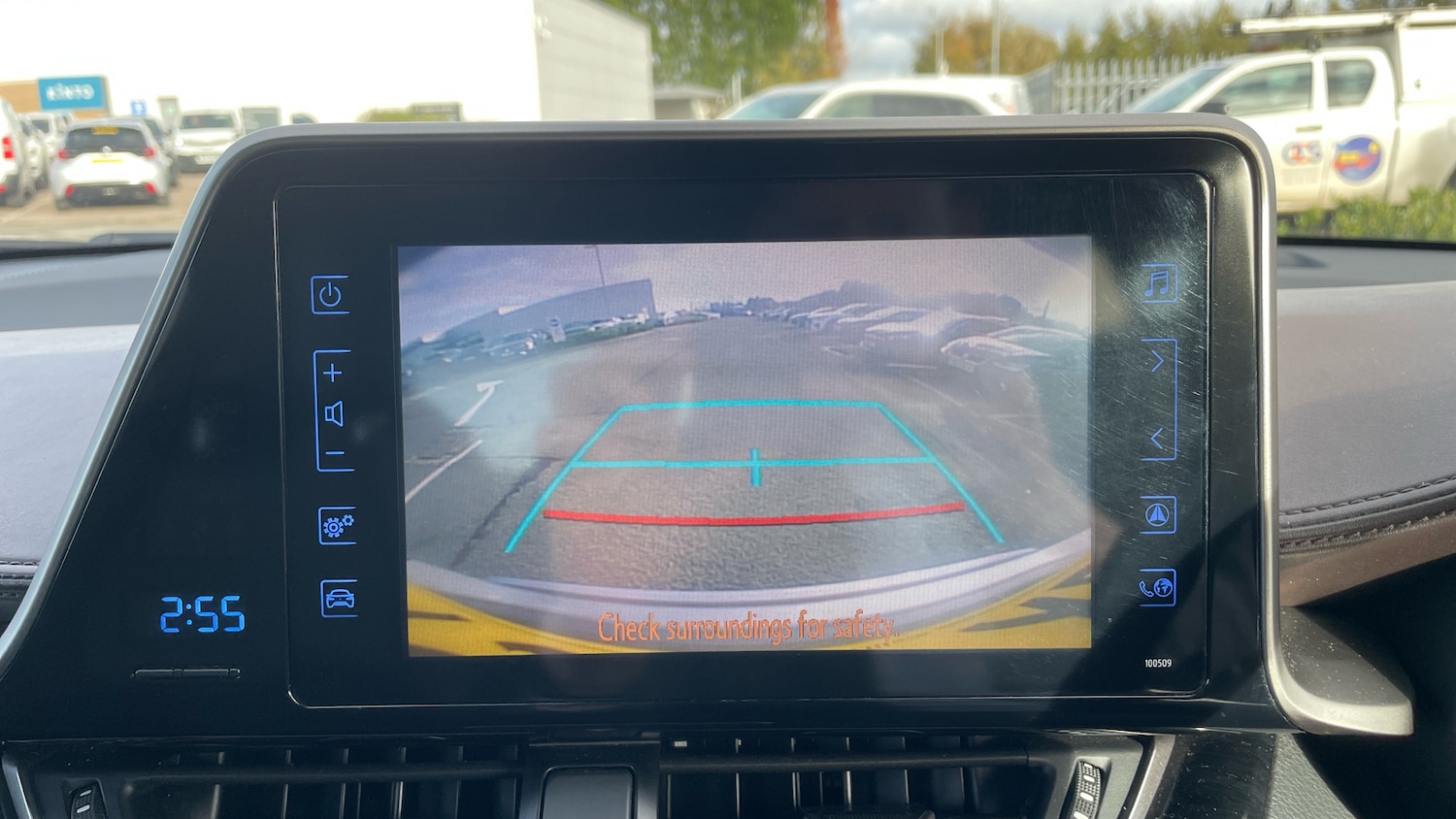 Used Toyota C-HR 2017 for sale - 76352039: Photo 31