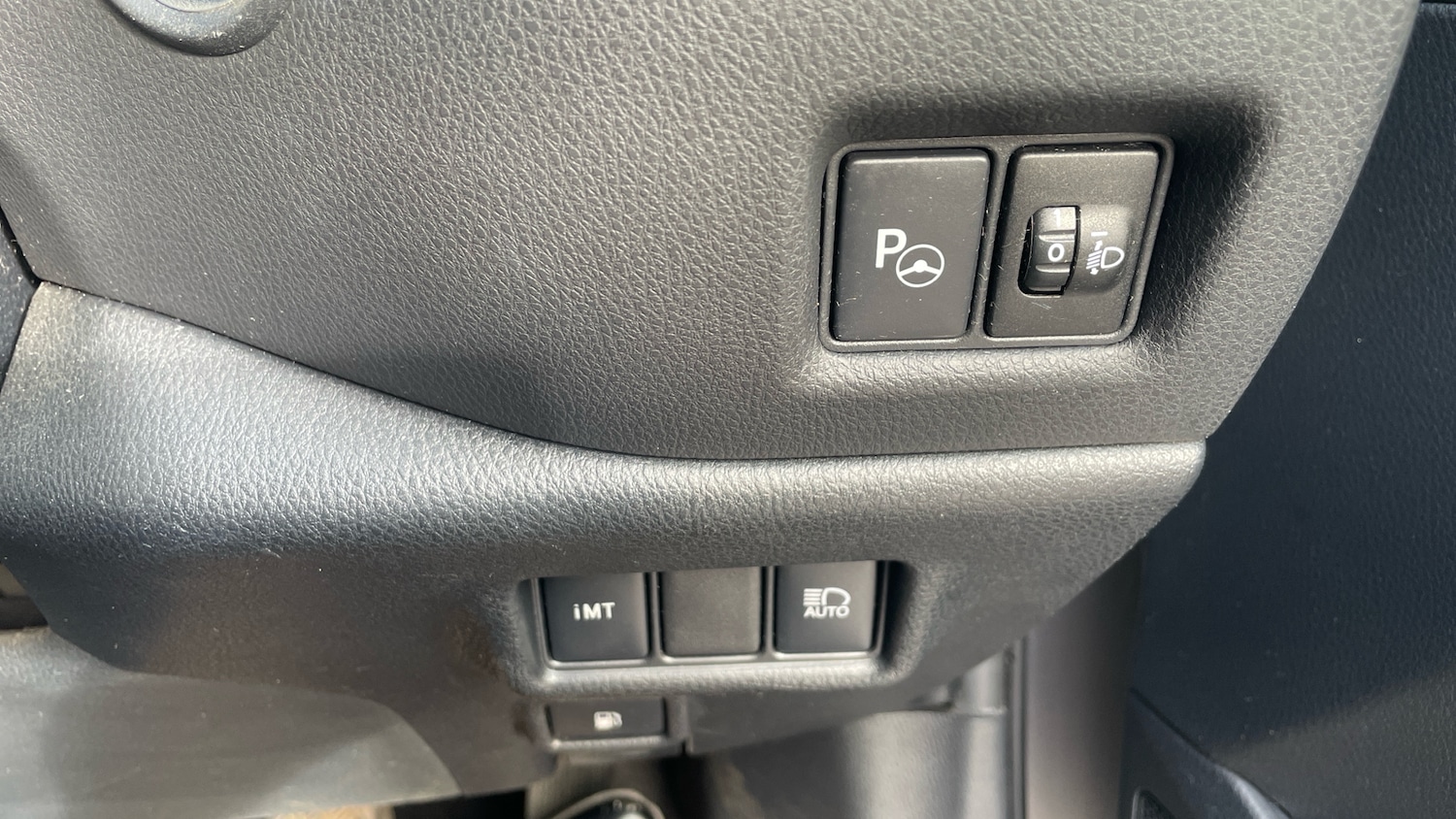 Used Toyota C-HR 2017 for sale - 76352039: Photo 42