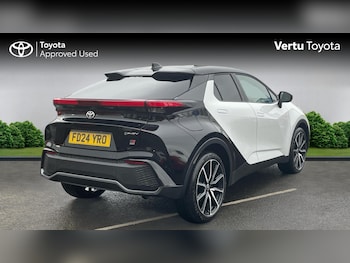 Used Toyota C-HR 2024 for sale - 77136109: Photo