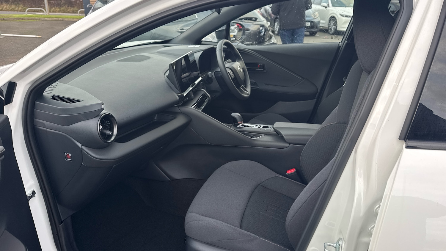 Used Toyota C-HR 2025 for sale - 77136830: Photo 10