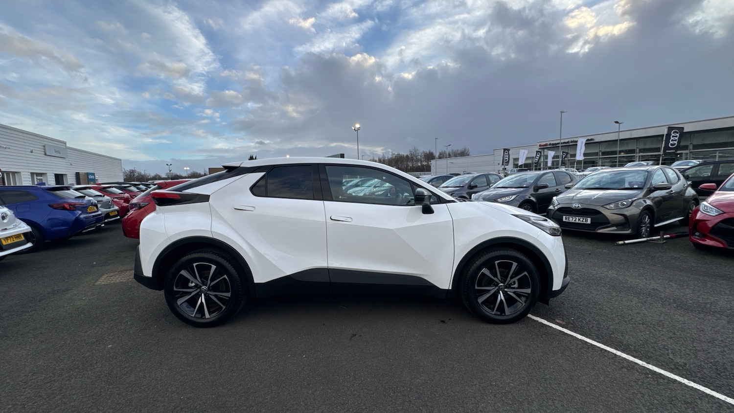 Used Toyota C-HR 2025 for sale - 77136830: Photo 16