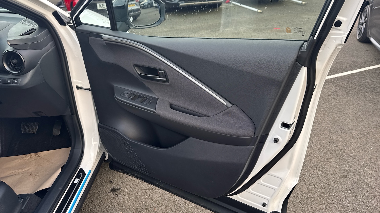 Used Toyota C-HR 2025 for sale - 77136830: Photo 21