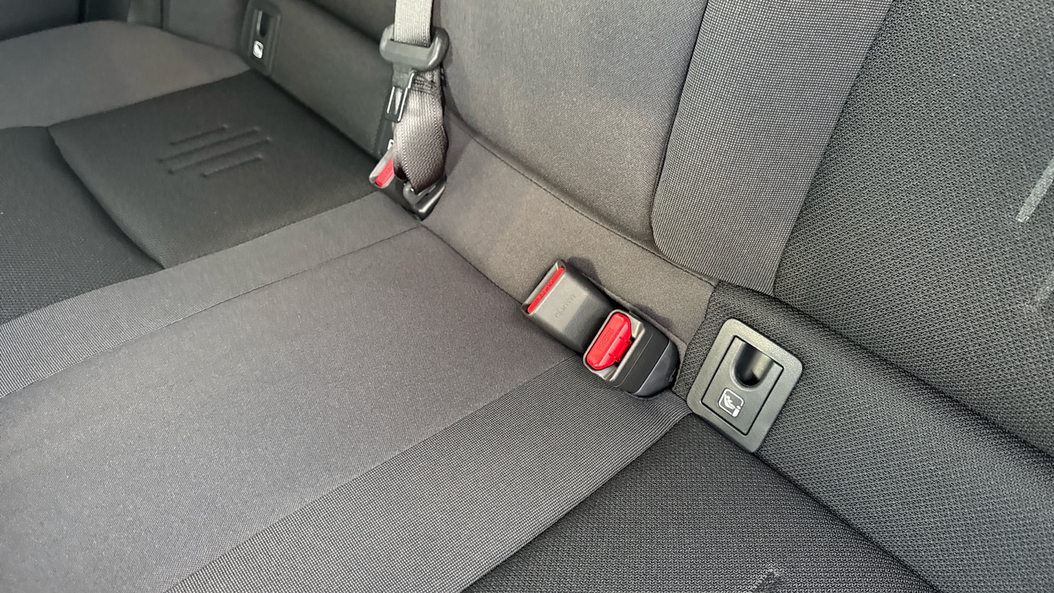 Used Toyota C-HR 2025 for sale - 77136830: Photo 30