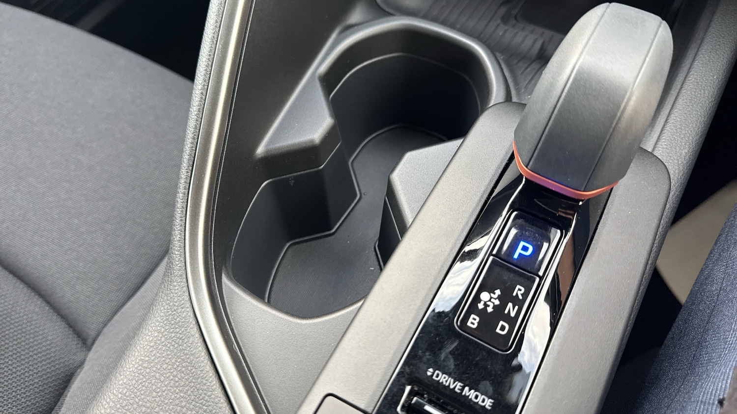 Used Toyota C-HR 2025 for sale - 77136830: Photo 46