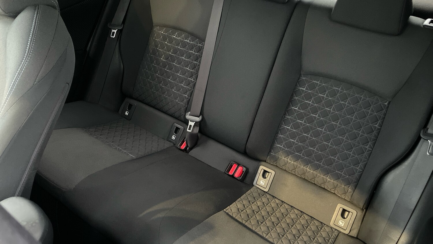 Used Toyota C-HR 2020 for sale - 77417320: Photo 24