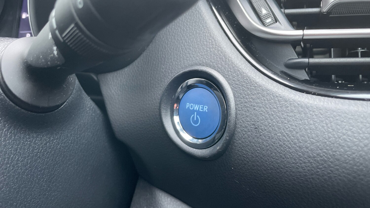 Used Toyota C-HR 2020 for sale - 77417320: Photo 41