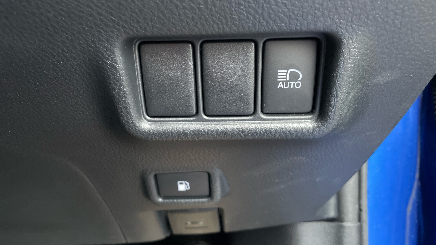 Used Toyota C-HR 2020 for sale - 77417320: Photo 46