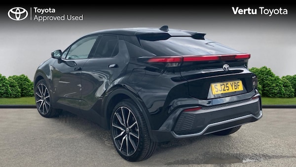 Used Toyota C-HR 2025 for sale - 75075696: Photo 4