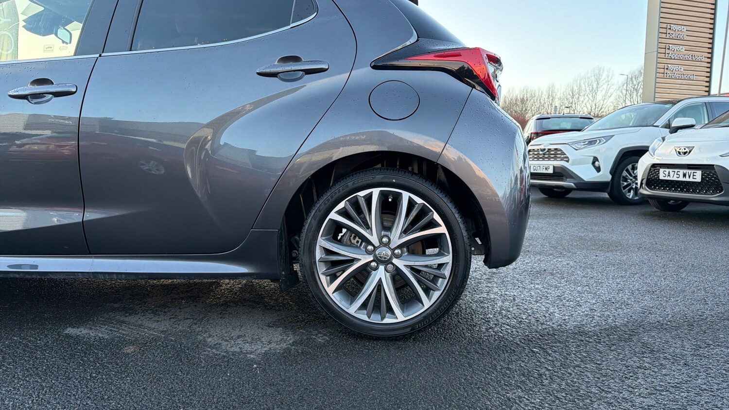 Used Toyota Yaris 2022 for sale - 77353475: Photo 18