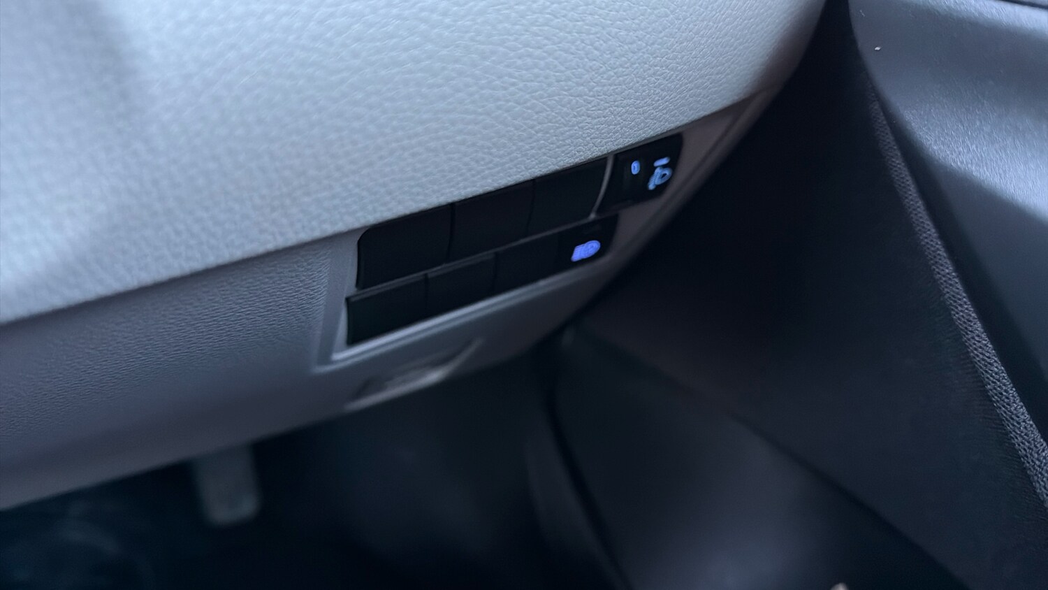 Used Toyota Yaris 2022 for sale - 77353475: Photo 34