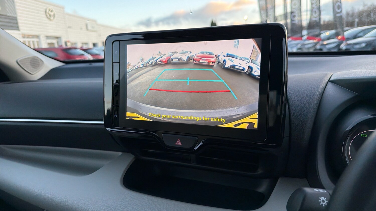 Used Toyota Yaris 2022 for sale - 77353475: Photo 44